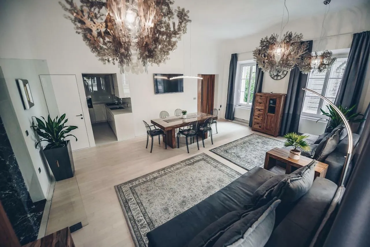 Feel Ljubljana Centre Apartment